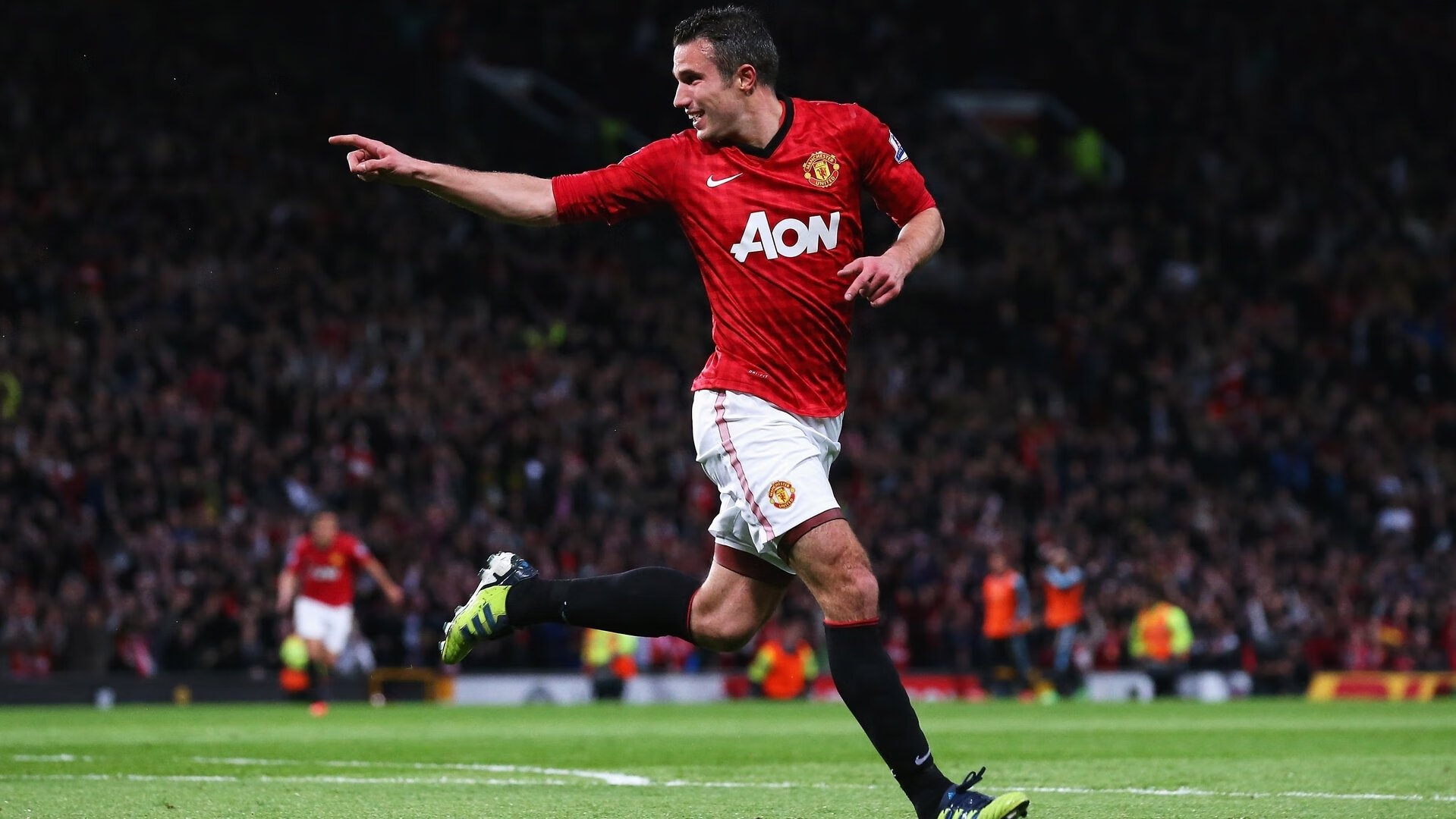 FB体育试玩-NBA季后赛之夜，克莱·汤普森完成里程碑，三分雨浇灭对手希望