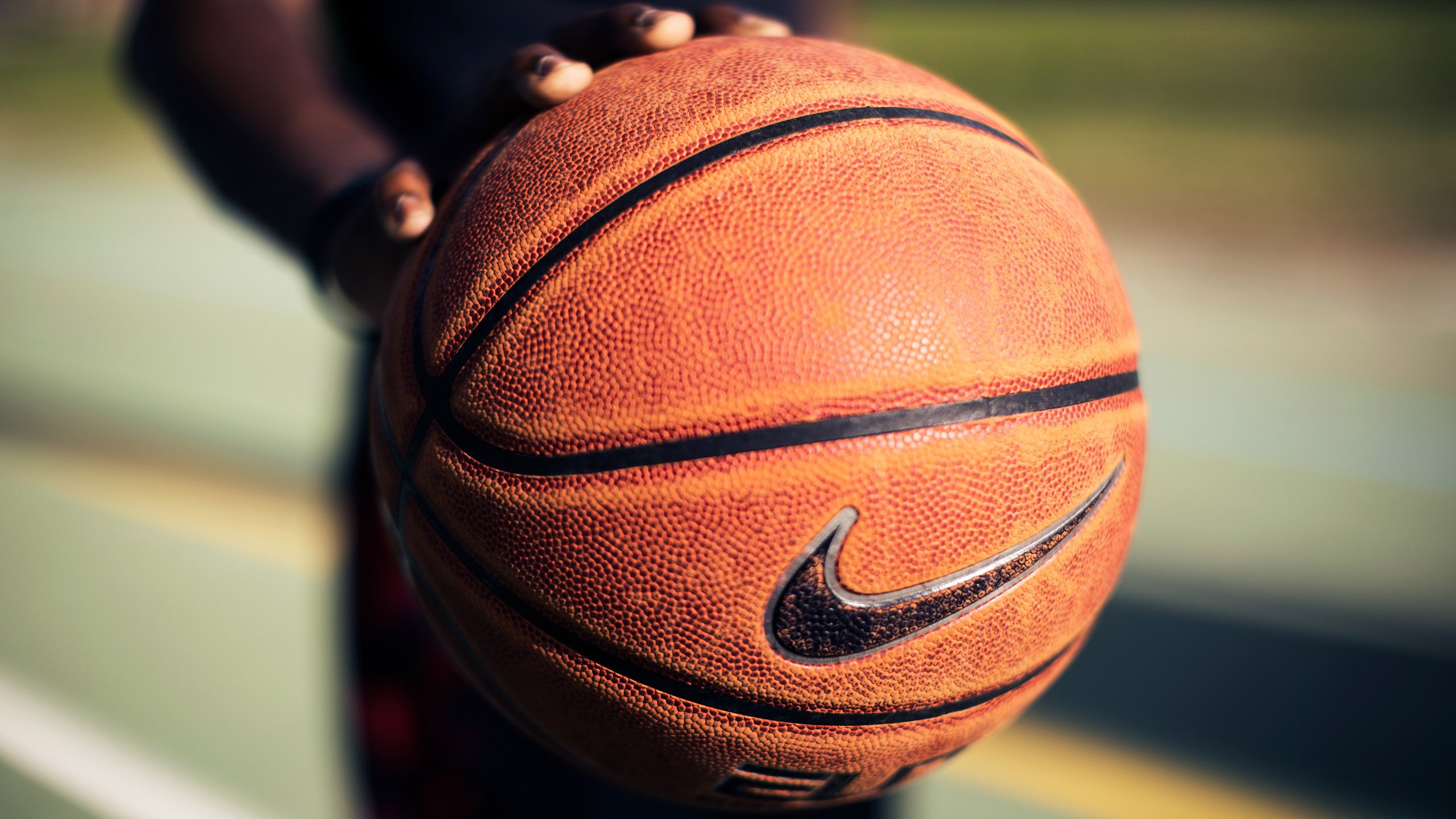 当红绿交错陷入逻辑黑洞，贝蒂斯压拜仁、黄喜灿称霸NBA的荒诞现实